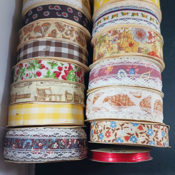 Vintage Ribbons Lot of 16pcs Multicolor Multitype - Picture 6 of 6